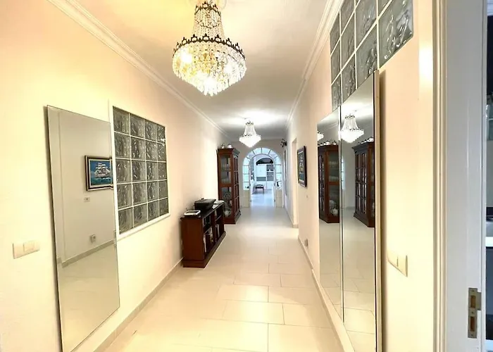 Semesterbostad Prime Casa Feier