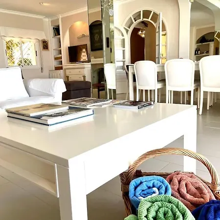 Prime Casa Feier בית נופש